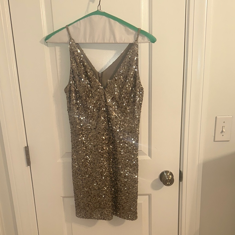 Dress the Population Silver Sequin V-Neck Sheath Mini